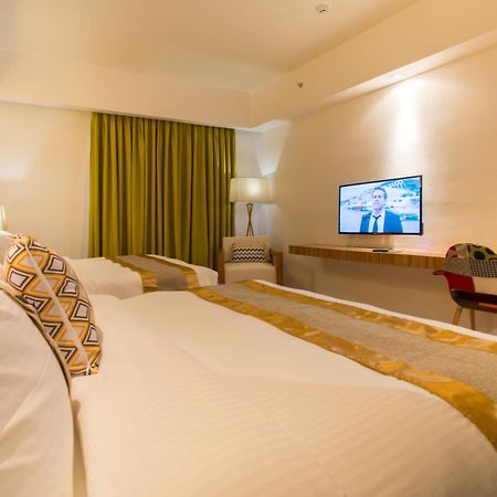 Ferra Hotel And Garden Suites Balabag  Екстер'єр фото