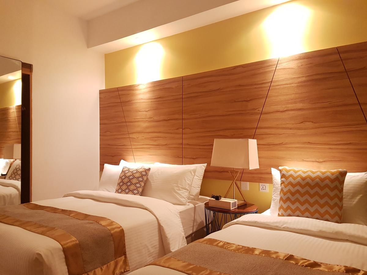 Ferra Hotel And Garden Suites Balabag  Екстер'єр фото