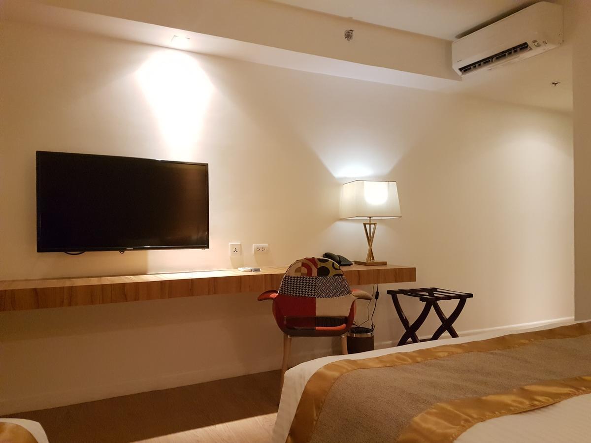 Ferra Hotel And Garden Suites Balabag  Екстер'єр фото
