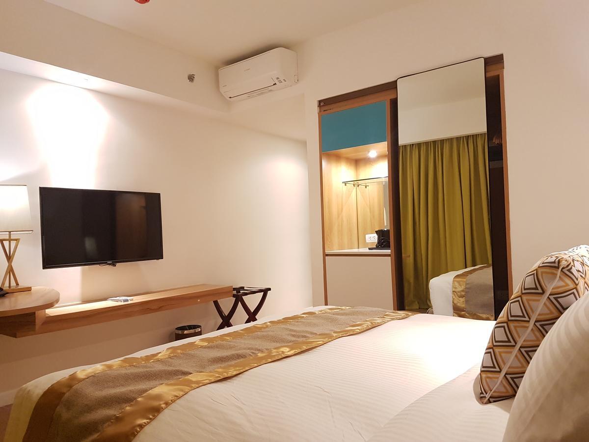 Ferra Hotel And Garden Suites Balabag  Екстер'єр фото