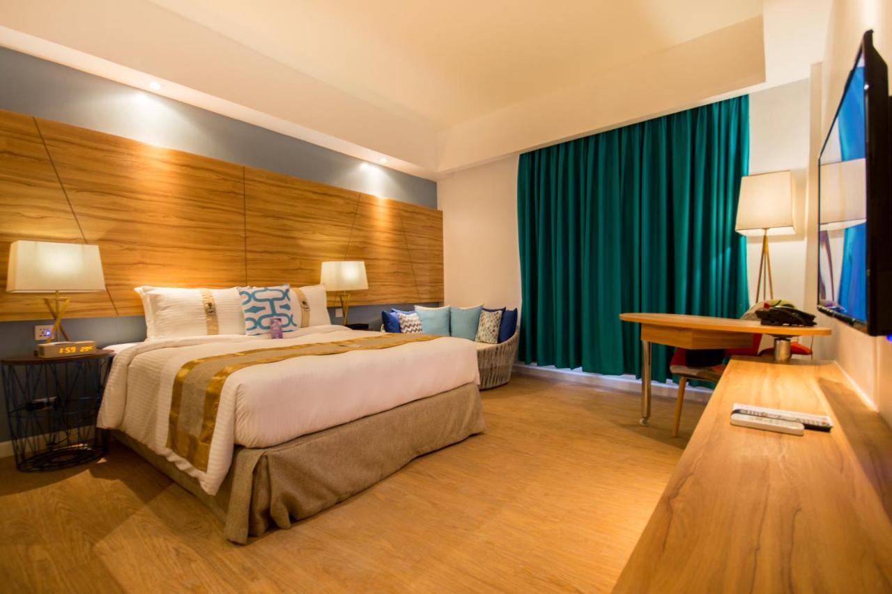 Ferra Hotel And Garden Suites Balabag  Екстер'єр фото