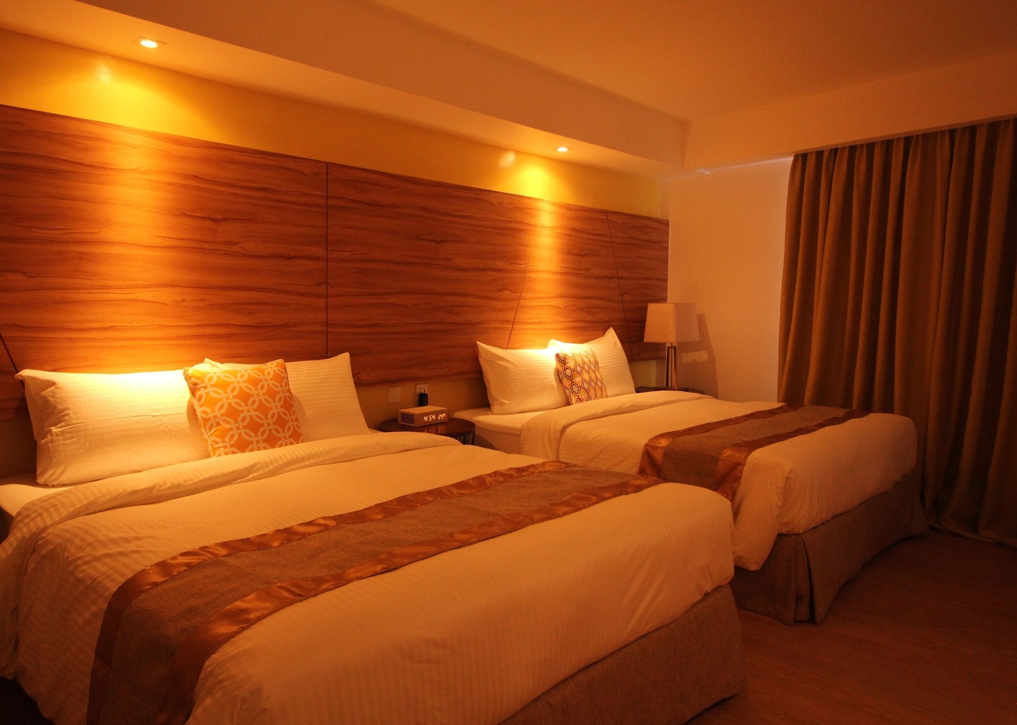 Ferra Hotel And Garden Suites Balabag  Екстер'єр фото