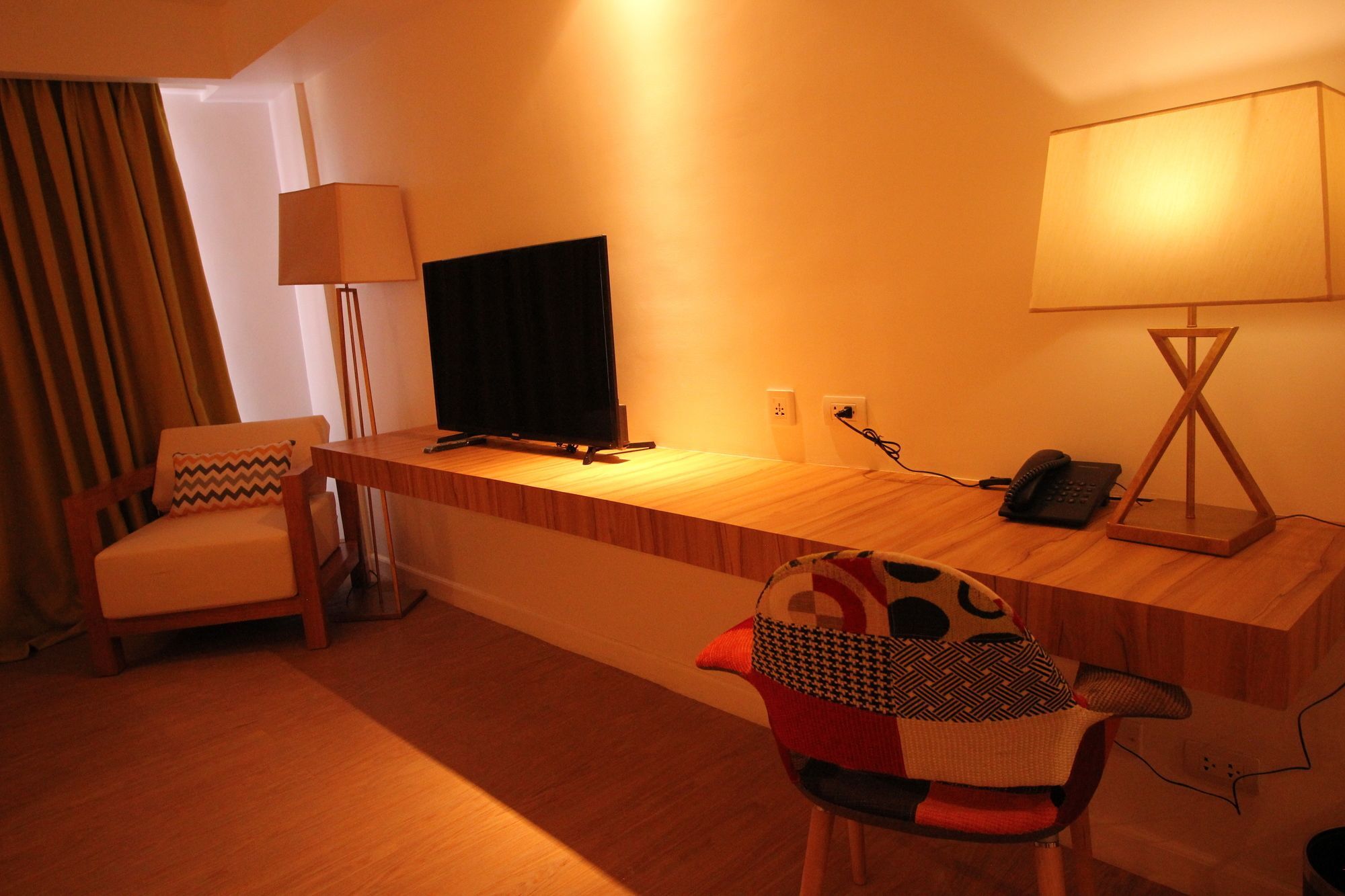Ferra Hotel And Garden Suites Balabag  Екстер'єр фото